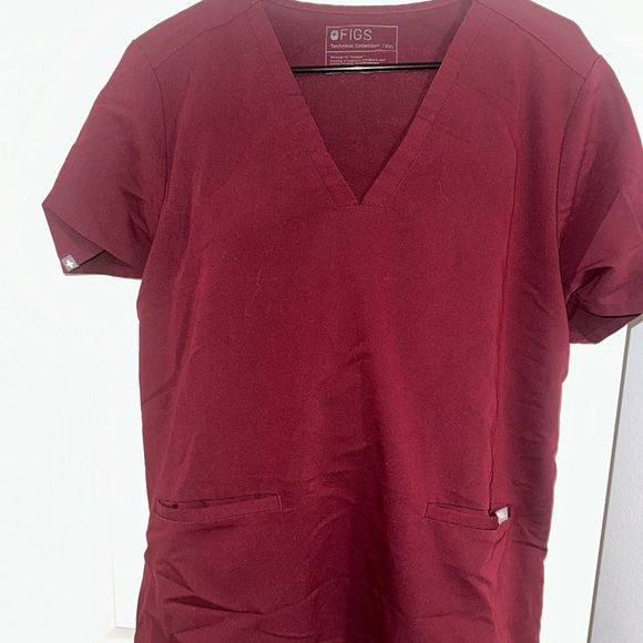 FIGS Scrubs - Picture 2 of 3